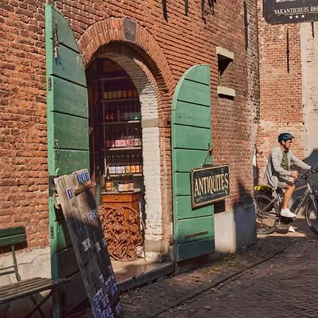 Дом отдыха Wijnpakhuis Den Bosch Ден Бош