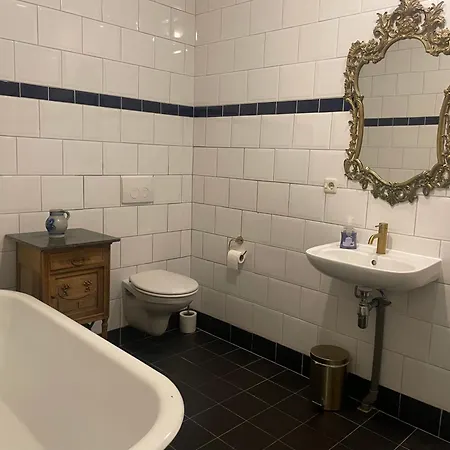 Дом отдыха Wijnpakhuis Den Bosch Ден Бош