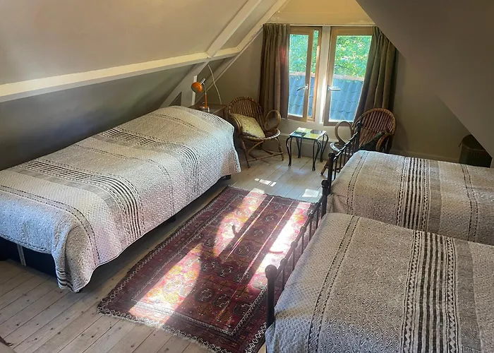 בית נופש Wijnpakhuis Den Bosch דן בוש